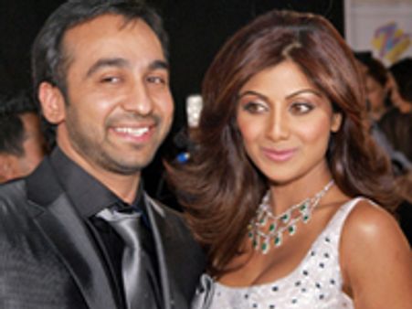 ಬಾಲಿವುಡ್ ನಟಿ ಶಿಲ್ಪಾ ಶೆಟ್ಟಿಗೆ ಕಂಕಣಬಲ