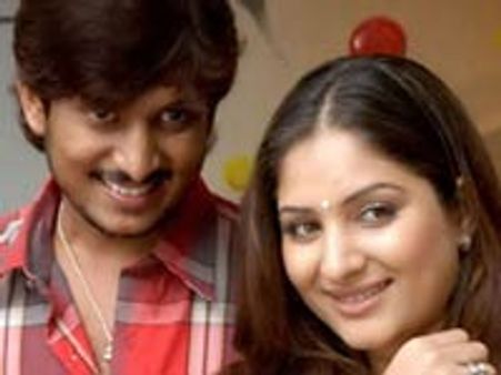 ಅರಳದೆ ಬಾಡುವ ವಾಸನಾರಹಿತ ಜಾಜಿ ಮಲ್ಲಿಗೆ