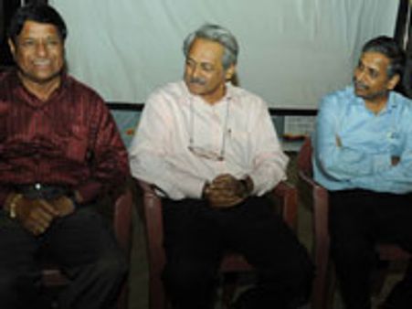 ಕೋಲಾರದಲ್ಲಿ ಗುಲಾಬಿ ಟಾಕೀಸ್ ಘಮಲು