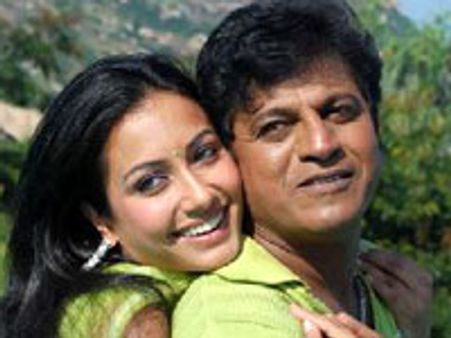 ಸೆನ್ಸಾರ್ ಮಂಡಳಿಯೊಂದಿಗೆ 'ಹೊಡಿಮಗ' ಗುದ್ದಾಟ