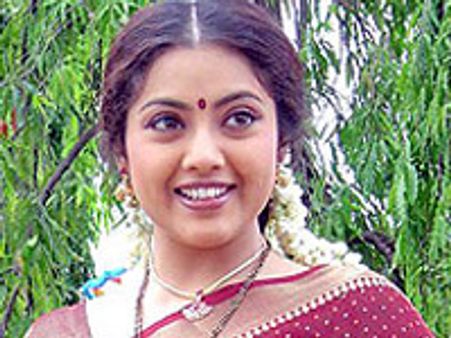 ಬೆಂಗಳೂರು ಟೆಕ್ಕಿ ಕೈಹಿಡಿಯಲಿದ್ದಾರೆ ನಟಿ ಮೀನಾ!