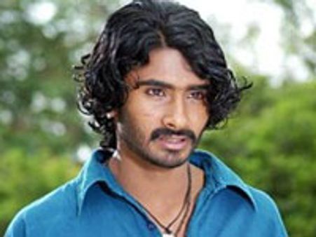 ಲೂಸ್ ಮಾದನ ಡ್ಯಾನ್ಸ್ ಗೆ ಬೆರಗಾದ ಪುನೀತ್ !