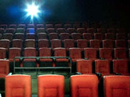 ಸಿನಿಮಾ ಪ್ರದರ್ಶನ ವೇಳೆ ಮೇ 22ರಿಂದ ಬದಲು