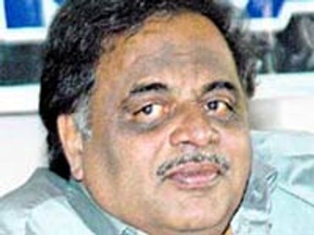 ಕರ್ನಾಟಕದಲ್ಲಿ ಸಿನಿಮಾ ತಾರೆಗಳ ಕನಸು ಭಗ್ನ!