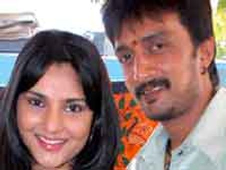 ಬಿನ್ನಿಮಿಲ್ ನ ವಠಾರದ ಸೆಟ್ ನಲ್ಲಿ ಕಿಚ್ಚಹುಚ್ಚ