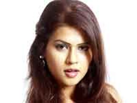 'ಕರಿ ಚಿರತೆ'ಗೆ ಜತೆಯಾದ ಶರ್ಮಿಳಾ ಮಾಂಡ್ರೆ