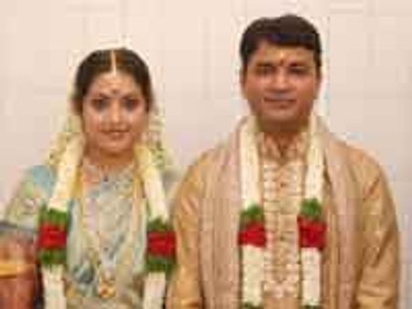 ತಿರುಮಲ ತಿರುಪತಿಯಲ್ಲಿ ನಟಿ ಮೀನಾ ಮದುವೆ