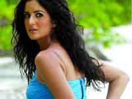 ಇಪ್ಪತ್ತೈದರ ಹರಯಕ್ಕೆ ಕಾಲಿಟ್ಟ ಕತ್ರಿನಾ ಕೈಫ್!