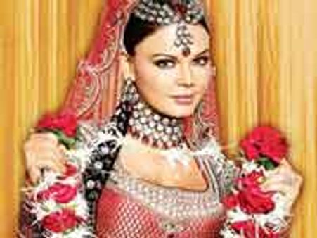 ಐಟಂ ಗರ್ಲ್ ರಾಖಿ ಸಾವಂತ್ ವಿರುದ್ಧ ಎಫ್ ಐಆರ್