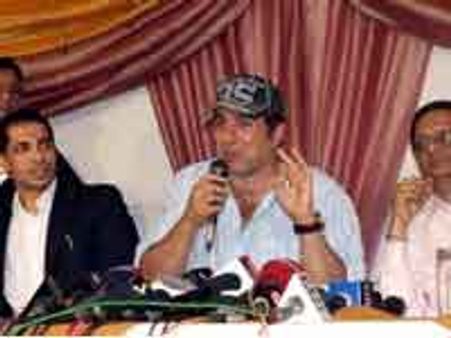 ಬಿಗ್ ಎಫ್ ಎಂ ಗೆ ಸನ್ನಿ ಲೀಗಲ್ ನೋಟೀಸ್