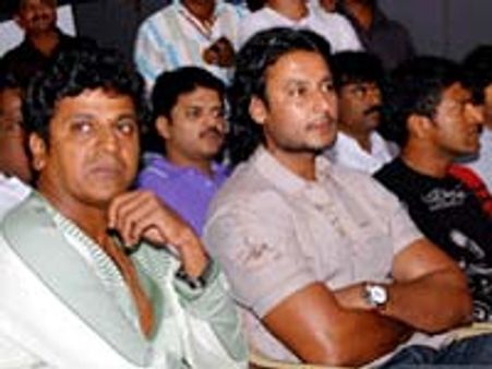 ಚಿತ್ರೋದ್ಯಮದ ಆತ್ಮೀಯ ಸನ್ಮಾನಕ್ಕೆ ಸಿಎಂ ಪುಳಕ