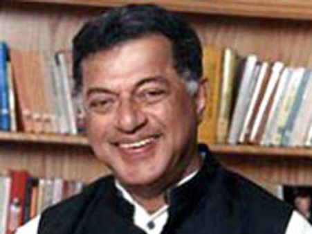 'ಕಾಫಿ ಶಾಪ್' ನಲ್ಲಿ ಗಿರೀಶ್ ಕಾರ್ನಾಡ್