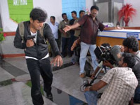 ದಾಖಲೆವೀರ ಸುಗ್ರೀವ ಗಿನ್ನೆಸ್ ಪುಸ್ತಕಕ್ಕಿಲ್ಲ!