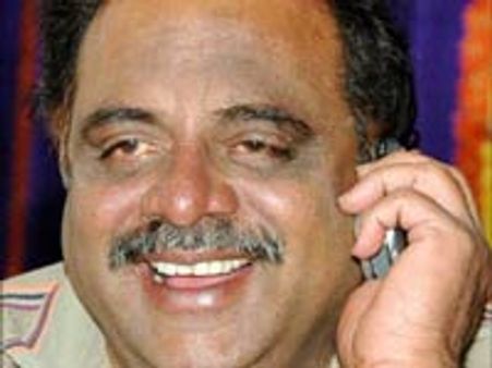 ಅಂಬಿ ಮುಖದಲ್ಲಿ ಬೆವರಿಳಿಸಿದ ಪತ್ರಕರ್ತ