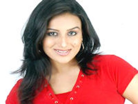 'ಹುಚ್ಚಿ' ಬಗ್ಗೆ ಚುಚ್ಚಿ ಮಾತನಾಡಿದ ಪೂಜಾಗಾಂಧಿ