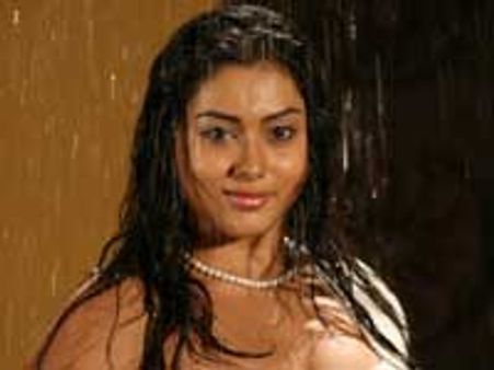 ಶಿವಣ್ಣನ ಮನೆ ಹತ್ತಿರದ ಪಾರ್ಕ್ ನಲ್ಲಿ ನಮಿತಾ!