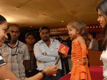 ಹುತ್ತೇಶ್ ಮಾಡ್ತಿದ್ದಾರೆ 'ಮೋಡಿ'