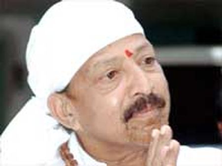 ವಿಷ್ಣುವರ್ಧನ್ ಅಂತಿಮ ಯಾತ್ರೆಗೆ ಮಹಾಪೂರ