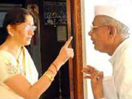 ಅಭಿಮಾನಿಗೆ ಕಣ್ಣು ಕೊಟ್ಟ ಕರ್ಣನ ಕತೆ