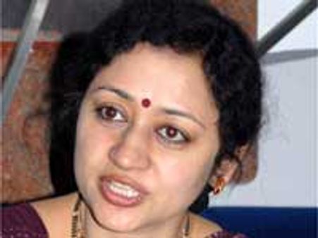 ಬೆಳ್ಳಿತೆರೆಯ 'ಎಫ್ ಎಂ ರೇಡಿಯೋ' ಆರಂಭ