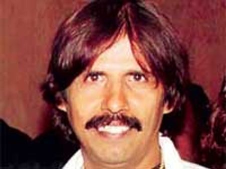 ಲೇಡಿ ಬ್ರೂಸ್ಲಿಯೊಂದಿಗೆ ಥ್ರಿಲ್ಲರ್ 'ಜಯಹೇ'