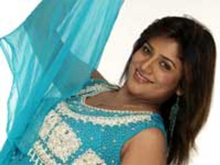 ವರದಾಚಾರ್ ಹಾಲ್‌ನಲ್ಲಿ 'ಬಿಂದಾಸ್ ಹುಡುಗಿ' ನರ್ತನ