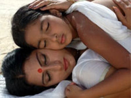 ರೂಪಾ ಅಯ್ಯರ್ 'ಮುಖಪುಟ' ಅನಾವರಣ