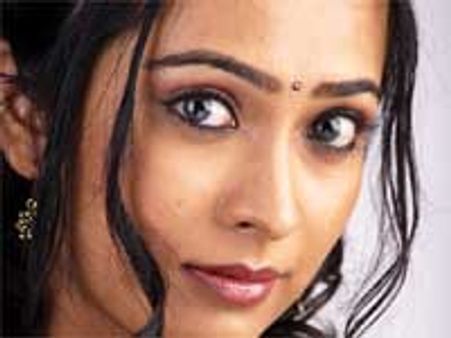 ಮೈಸೂರಿನಲ್ಲಿ ರಾಧಿಕಾ 'ಗಾನ ಬಜಾನ'