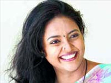 ಈ ರಂಜಿತಾ ಯಾರು ಏನು ಎತ್ತ?