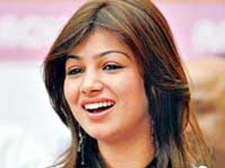 ಆಯೇಷಾ ಟಕಿಯಾ 'ಪಾಠಶಾಲಾ'