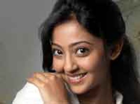 ಐಂದ್ರಿತಾ, ನಾಗತಿಹಳ್ಳಿ 'ನೂರು ಜನ್ಮಕೂ' ಸಿದ್ಧ