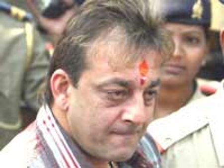 ಆರೋಪದಿಂದ ಮುಕ್ತನಾದ ಮುನ್ನಭಾಯಿ