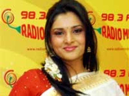 ರೇಡಿಯೋ ಮಿರ್ಚಿ ಸ್ಪರ್ಧೆಗೆ ರಮ್ಯಾ ಚಾಲನೆ