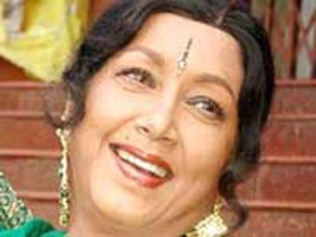 ನೀ ನಡೆವ ಹಾದಿಯಲ್ಲಿ ನಗೆ ಹೂವು ಬಾಡದಿರಲಿ