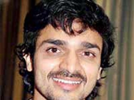 ಭರ್ಜರಿ ಸಾಹಸದತ್ತ ಮುನ್ನುಗ್ಗಿದ'ರಾಧ'