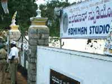 ಸಾಹಸಸಿಂಹ ವಿಷ್ಣುವರ್ಧನ್ ಅಭಿಮಾನಿ ಆತ್ಮಹತ್ಯೆ