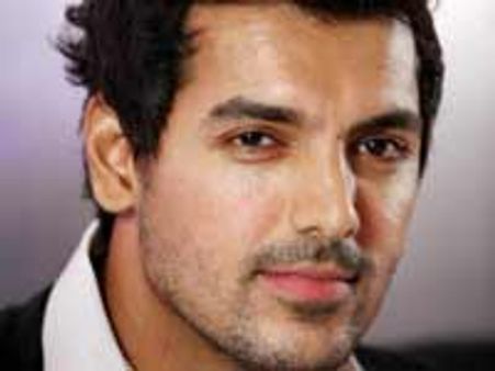 ಜಾನ್ ಅಬ್ರಹಾಂ ಮೀಸೆ ಪುರಾಣ!