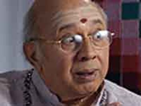 ಹಾಡು ಹಳೆಯದಾದರೇನು ಭಾವ ನವನವೀನ