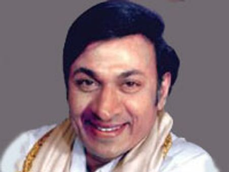 ಮೈಸೂರಿನಲ್ಲಿ ವರನಟ ರಾಜ್ ಕಂಚಿನ ಪ್ರತಿಮೆ