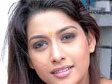 ನ್ಯಾನೋ ಕಥೆ: ರಕ್ಷಿತಾ ಸ್ವಯಂವರಕ್ಕೆ ರಮೇಶ!