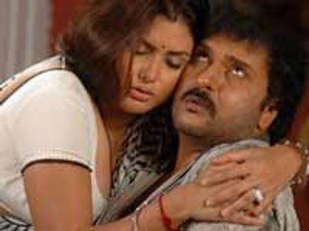 ಚಿತ್ರವಿಮರ್ಶೆ: ಹೂ...ಪ್ರೀತಿಗೆ ಹೊಸ ಅರ್ಥ