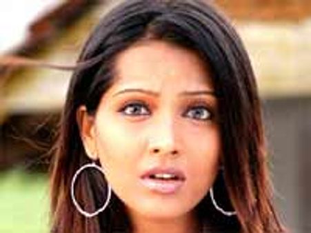 ನಟಿ ಮೇಘನಾ ನಾಯ್ಡು ಇ ಮೇಲ್ ಐಡಿಗೆ ಕನ್ನ