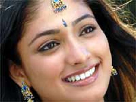 ಸಿಎಂ ಮಗನ ಜೊತೆ ಹರಿಪ್ರಿಯಾಗೆ ಲವ್ವಂತೆ; ಅಯ್ಯೋ ಶಿವನೇ!