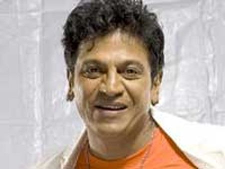 ಮಾತು ಮುಗಿಸಿದ ಹ್ಯಾಟ್ರಿಕ್ ಹೀರೋ ಮೈಲಾರಿ