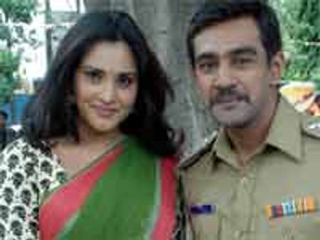 ಹೆಣ್ಣುಮಕ್ಕಳನ್ನು ಚುಡಾಯಿಸಿದರೆ ದಂಡಂ ದಶಗುಣಂ