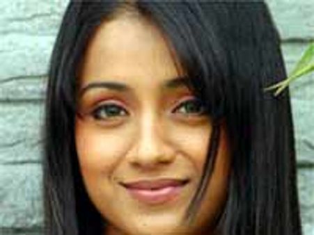 ಯುವಕರ ಮೇಲೆ ತ್ರಿಷಾ ವಶೀಕರಣ ಪ್ರಯೋಗ!