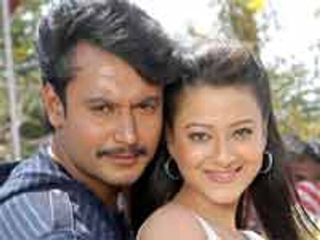 ಶ್ರಾವಣ ಮಾಸದ ವರಮಹಾಲಕ್ಷ್ಮಿ ಹಬ್ಬಕ್ಕೆ ಶೌರ್ಯ