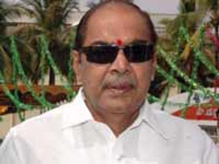 ಗಿನ್ನೆಸ್ ವಿಜೇತ ರಾಮಾನಾಯ್ಡುಗೆ ಫಾಲ್ಕೆ ಮುಕುಟ