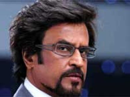 ರಾಜ್ಯದಲ್ಲಿ ರಜನಿಕಾಂತ್ ಎಂಧಿರನ್‌ಗೆ ಹಿನ್ನಡೆ