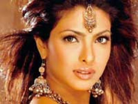 ಪ್ರಿಯಾಂಕಾ ಚೋಪ್ರಾ ಮೂಗಿಗೆ ಸುರೂಪಿ ಚಿಕಿತ್ಸೆ